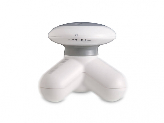 Vibrating electronic massager