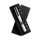 Pen style laser presenter